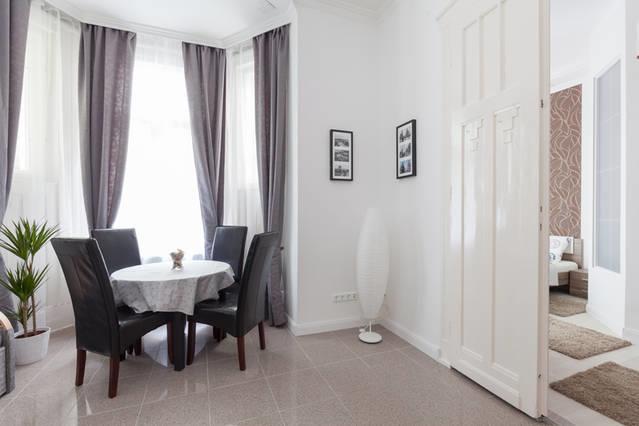 Vaci Street Downtown Apartments بودابست الغرفة الصورة
