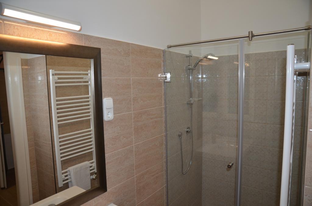 Vaci Street Downtown Apartments بودابست الغرفة الصورة
